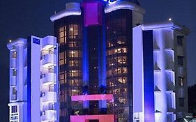 Pearl Hotel Kolkata